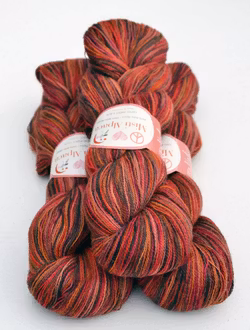 Misti Lace Red Camelback