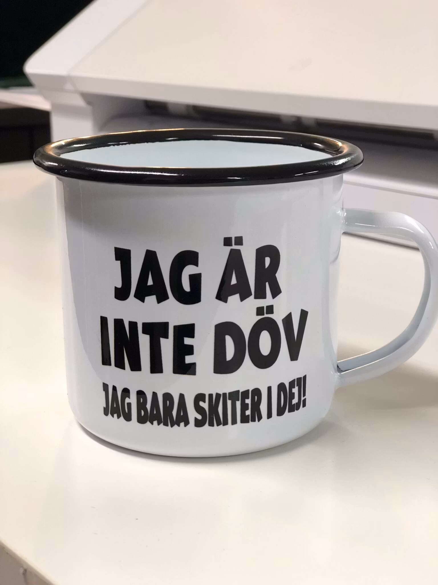 Emaljmugg jag är inte döv