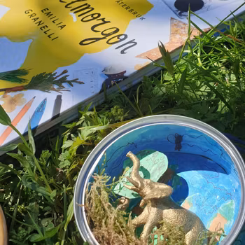 Pysselmorgon - pyssel, lek & återbruk (plus digital bonus)