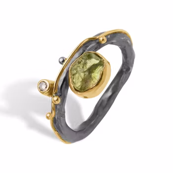 By Birdie Louise Peridot Raw