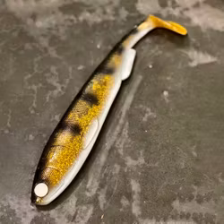 Gigashad Golden Walleye 33cm