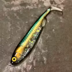 Gigashad Emerald Herring 33cm