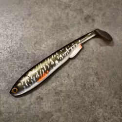 Gigashad Motoroil Musky 33cm