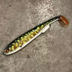 Gigashad Kiwi Pike 33cm
