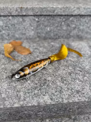 Gigatail JR Motoroil Burbot 31cm (sink)