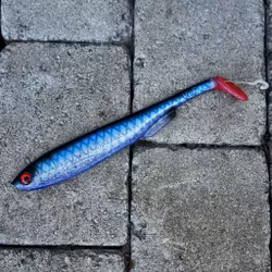 Gigashad UV Roach 24cm