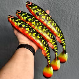 GigaFuseShad Black Pike  33cm