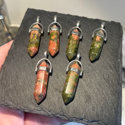 Unakit bullethänge