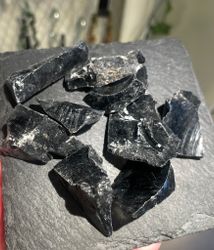 Svart Obsidian S