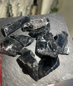 Svart Obsidian S