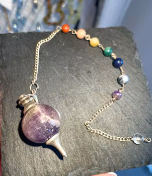 Ametistpendel med Chakrakedja