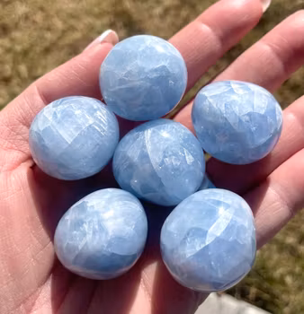 Blå Kalcit cuddlestone