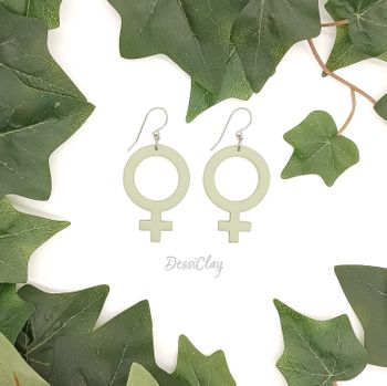 Femme Sage, large