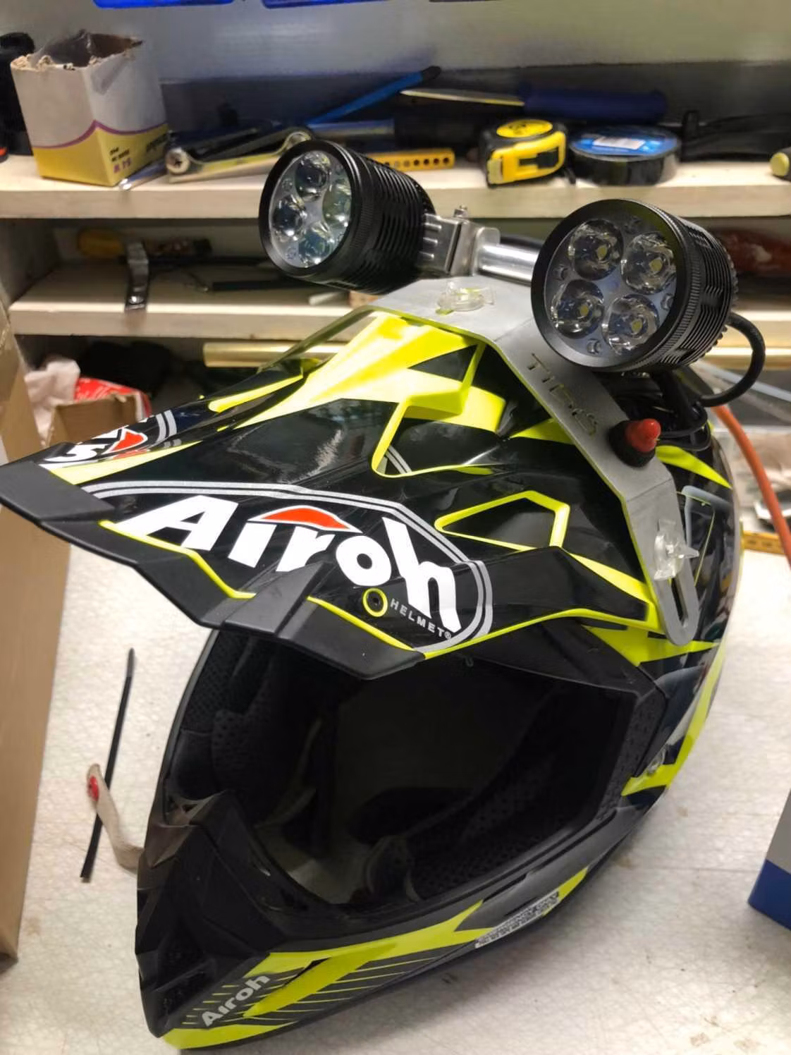 Enduro hjälmlyse BAS utan batteri