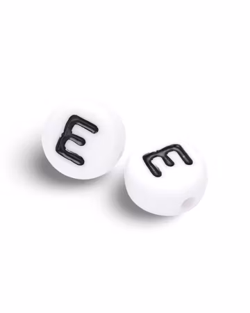 Bokstav E, bokstavspärlor, 7mm (50st)