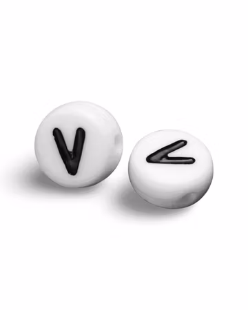 Bokstav V, bokstavspärlor, 7mm (50st)
