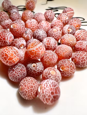 Blodapelsin. Naturlig frostad & krackelerad agate, kristall, färgad, 8mm (ca 25st)