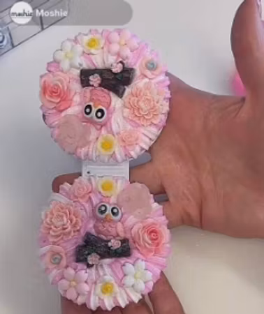 Rosa Spegel med nyckelring att fluffa
