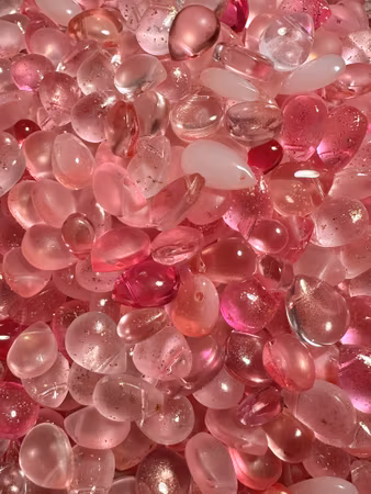 Droppar, berlocker av glas, rosa, 8-16mm (20g)