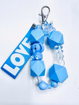 Stora träpärlor 20mm blå slipade polygon 10-pack 3,5mm hål