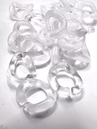 Länkringar av akryl, mjölkvit, 24x18x5mm (20st)