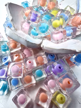 Kuber, bead in bead, pastell, 10,5mm (10st)