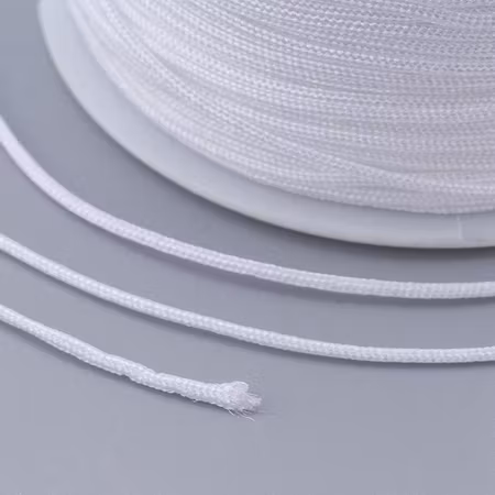 Vit Nylontråd, småflätad, 0,8mm (10 meter)