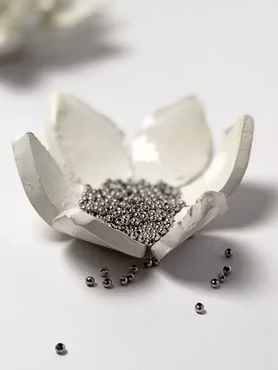 Runda av järn, platinumplätterade mellanpärlor, 3mm (200st)