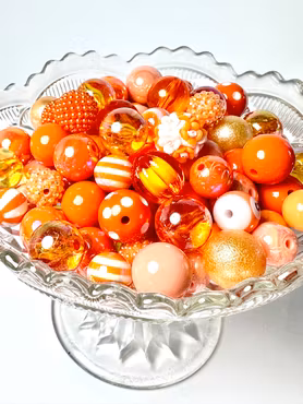 Stora pärlor till penna, orange is the new black, 15-20mm (10st)