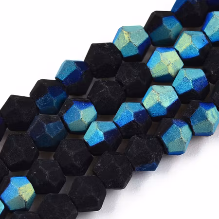 Sträng slipade glasbiconer, halvpläterad frostad jade, black magic, 3,5mm (ca 110st)