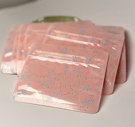 Förvaringspåsar med Jordgubbsmotiv, ziplock påsar, 11x10cm, självförslutande 10st