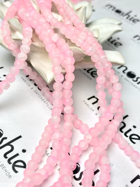 Sträng dovt krackelerade glaspärlor, frozen bubbelgum, 6mm (147st)