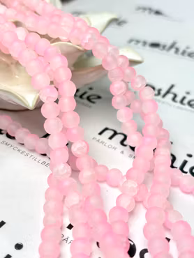 Sträng dovt krackelerade glaspärlor, frozen bubbelgum, 6mm (147st)