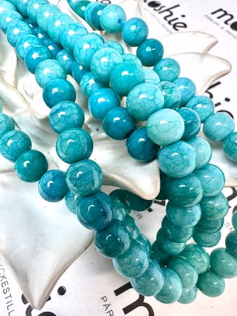 Sträng glaspärlor, ethereal evergreen, 8,5mm (50st)