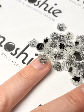 Svarta rosor transparenta med glitter, nail art, 8mm (50st)