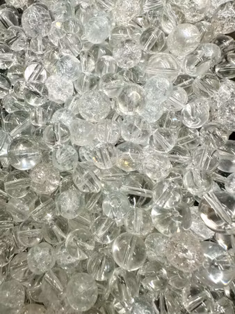 Mix med glaspärlor Ice Cubes 6-14mm 80-100g