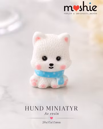 Miniatyr vit hund med halsduk 20mm