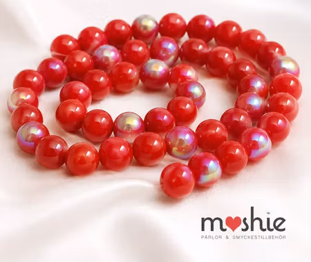 Glaspärlor 8mm halvpläterade red shine sträng med 50st