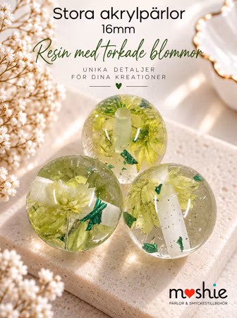 Stora pärlor av resin med torkade blommor gulgrön 16mm 3st