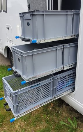 Hyllsystem utdragbart, 3 sektioner