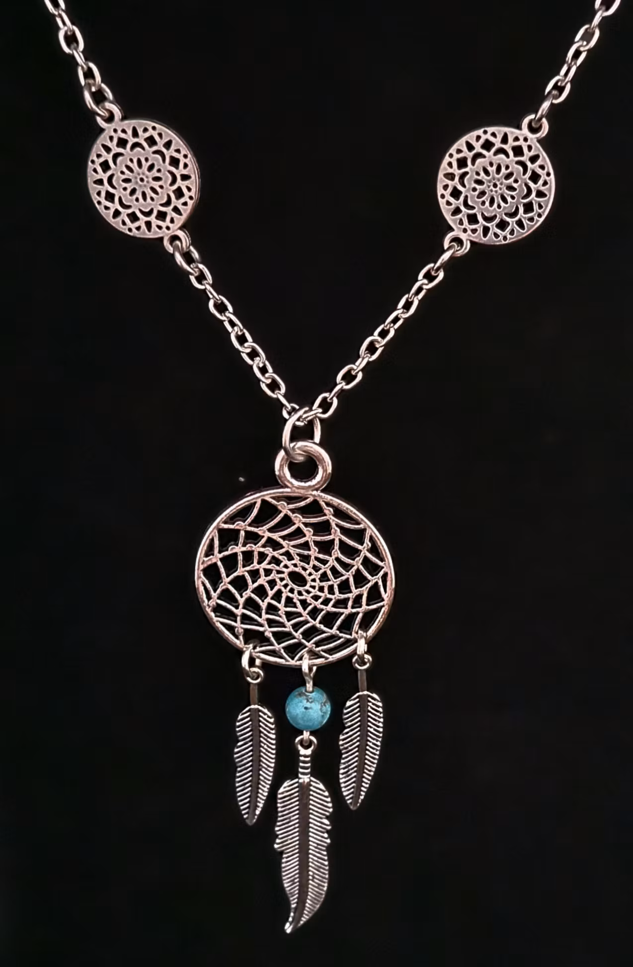 Halsband med pärlor - www.bellebi.se