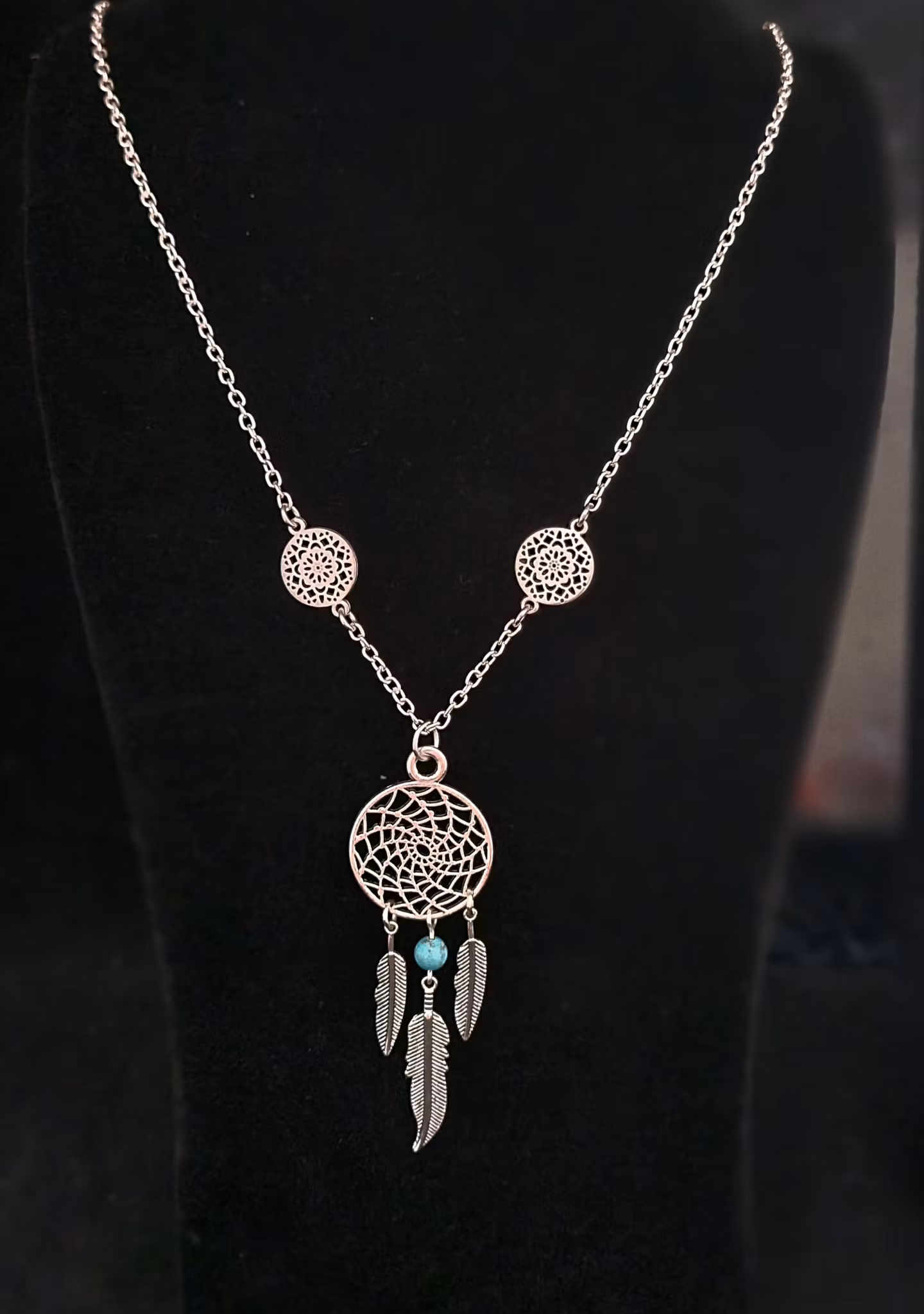 Halsband med pärlor - www.bellebi.se