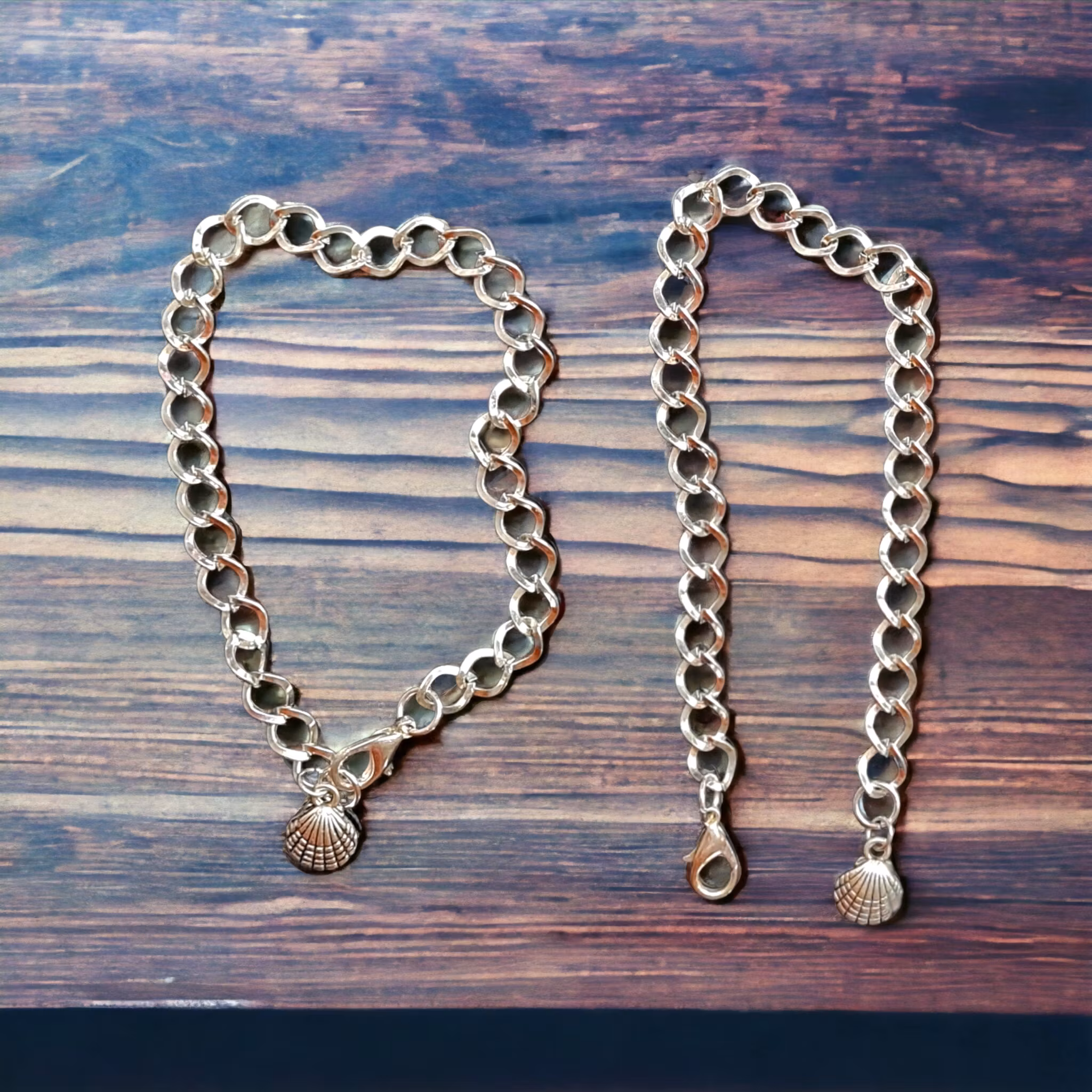 Armband med snäcka - www.bellebi.se
