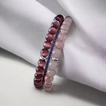 Treradigt armband  med rosenkvarts och ametister