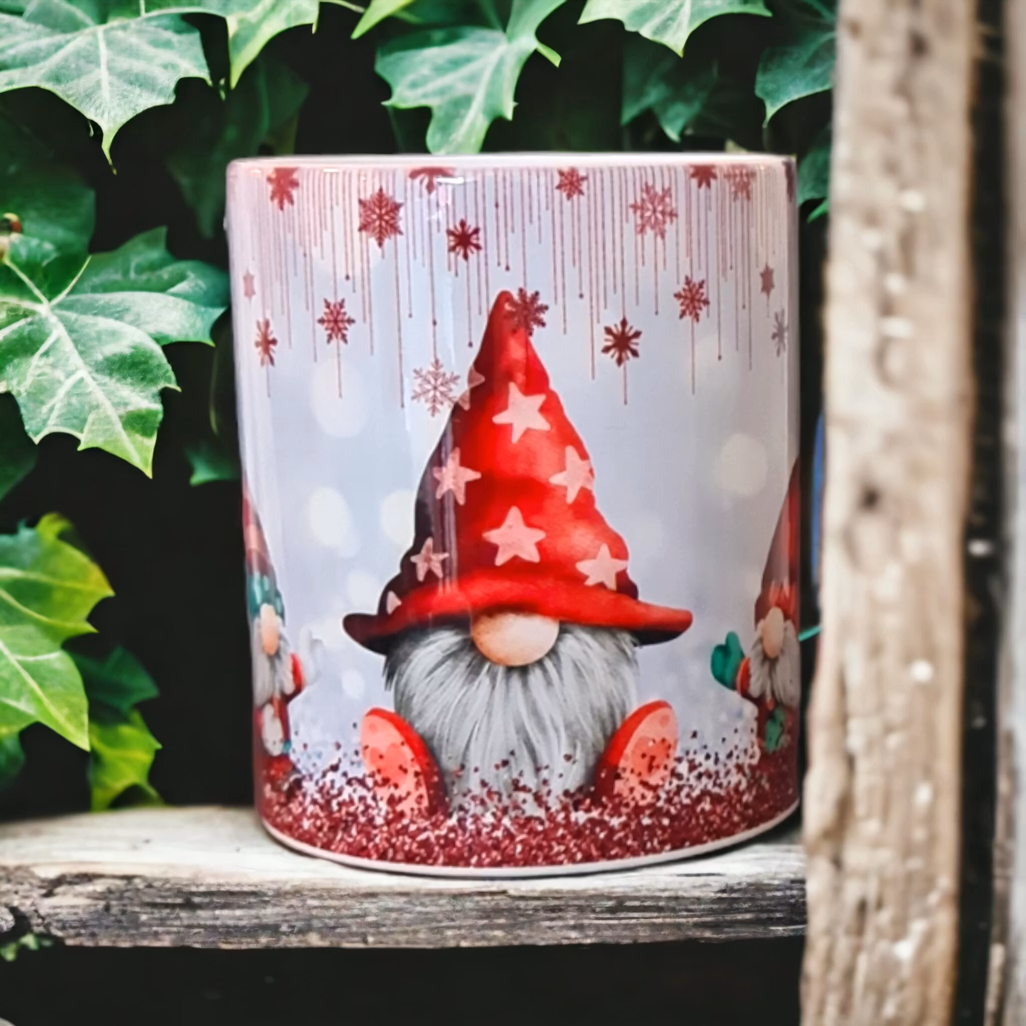Mugg Jul julmotiv tomte present - www.bellebi.se