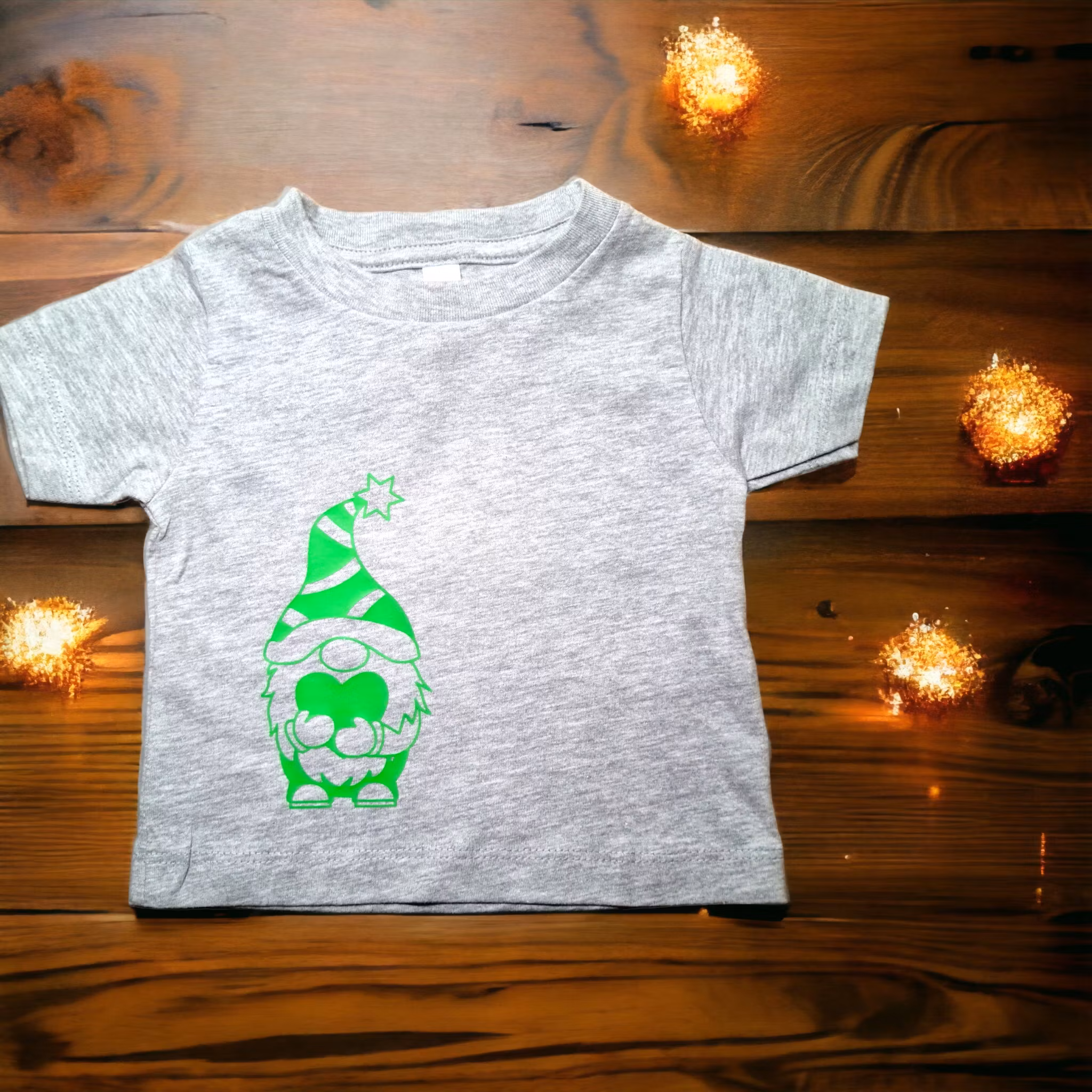 Till barnen t-shirt jul tomte - www.bellebi.se