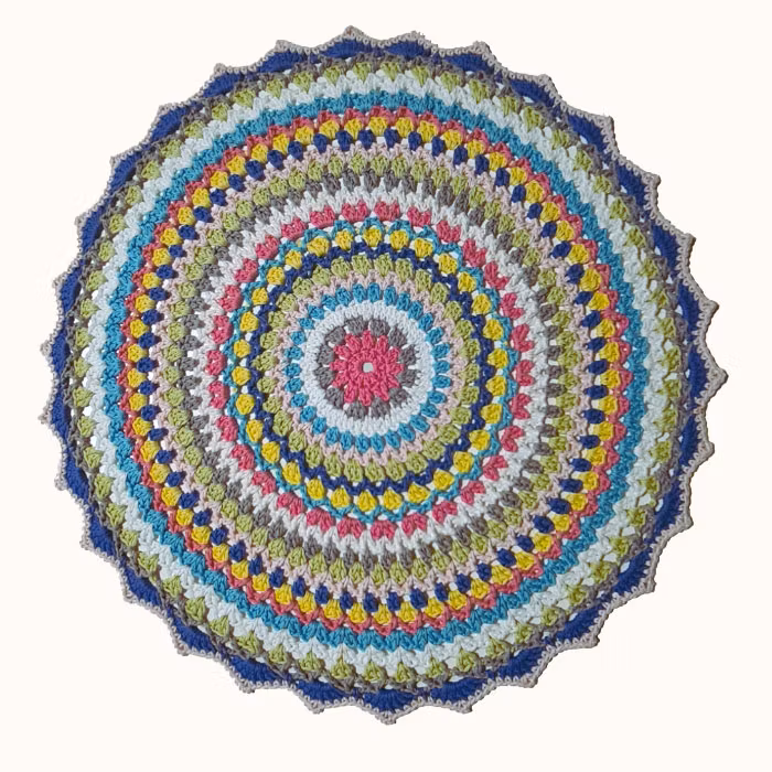 virkad rund duk mandala - bellebi.se