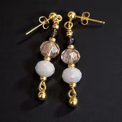 Örhängen med glaspärlor