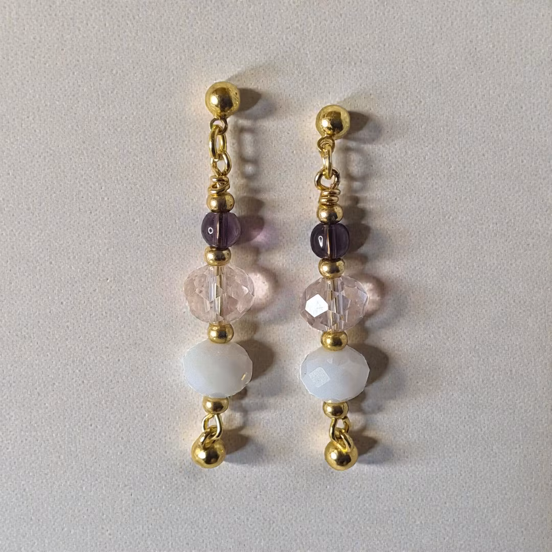 Örhängen med glaspärlor