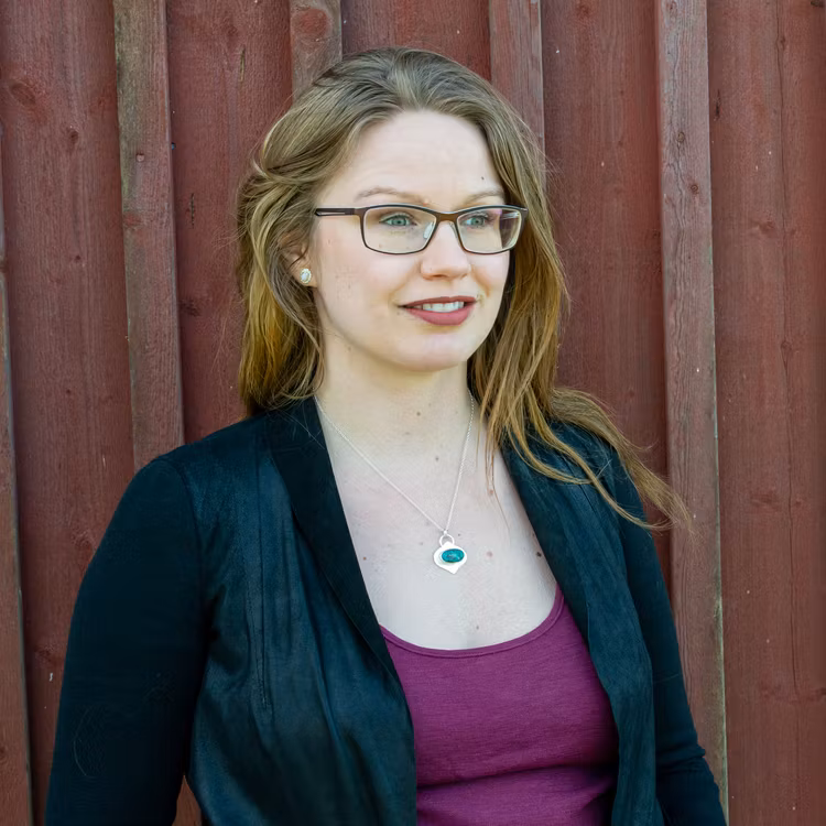REA Stråla - Halsband med Kryskolla i Sterling Silver